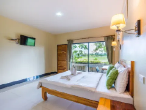 ต้นตาล รีสอร์ต ชะอำ โรงแรมในอำเภอ ท่ายาง