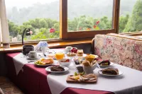 Hotel Meissner Hof - breakfast