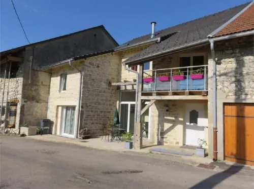 La Pause en Bugey Hotels in Maillat