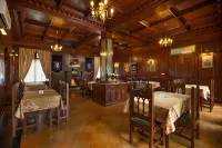 The Himalayan - Breakfast