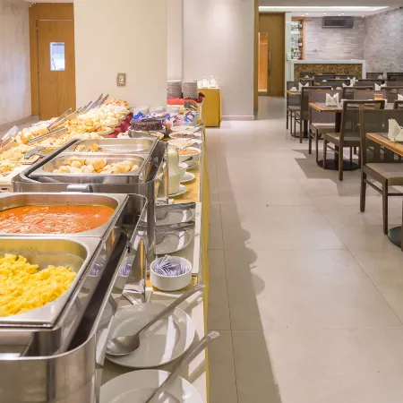 Hotel Atlântico Travel Copacabana Отели рядом с достопримечательностью «Пляж Арпоадор»