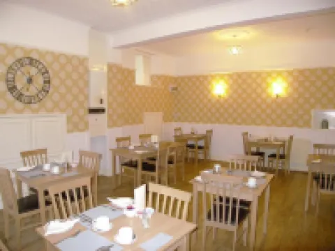 บีช เฮ้าส์ โรงแรมใน