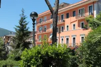 هوتل لا فيلا Hotels near CONAD