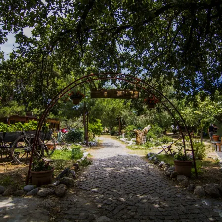 Agora Sanat Köyü