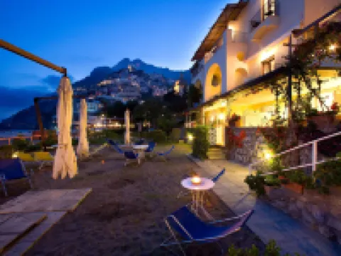 拉卡拉維拉波西塔諾酒店 鄰近諾切萊的酒店