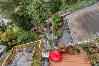 เบดแอนด์เบรคฟาสต์ เดอะโรส