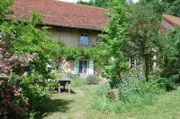 La Tour Hôtels à : Marcilly-la-Gueurce
