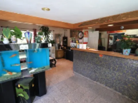 King Lodge Motel Hotels in Monterey Park