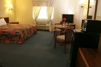Claremore Motor Inn