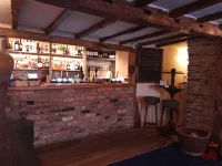 The Dolfor Inn Hotel a Newtown
