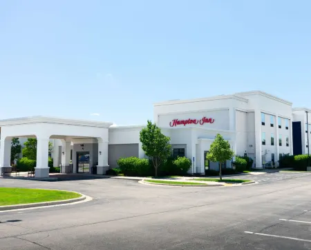 Hampton Inn Elkhorn Lake Geneva Area Отели в г. Элкхорн