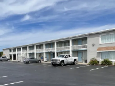 Oceanview Inn - Emerald Isle Hotels in Emerald Isle