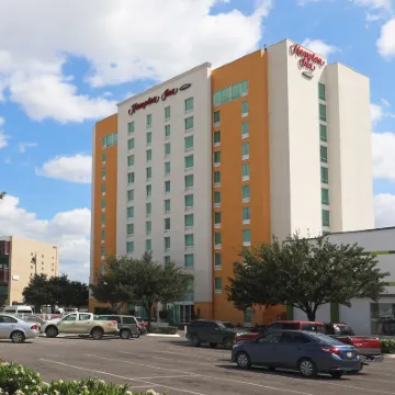 Hampton Inn by Hilton Reynosa/Zona Industrial Отели в г. 