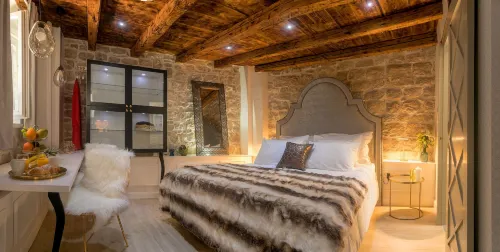 Balturio Boutique 4 Stars Properties in the Center - Homestays