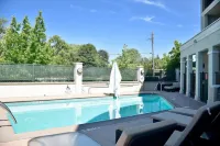 Holiday Inn Express WINDSOR SONOMA WINE COUNTRY by IHG - Pools