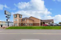 Quality Inn & Suites Hotels near Museum of the High Plains