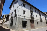 Pensión Peperillo Hotels in Graus