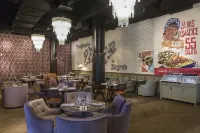 Canopy by Hilton Zagreb - breakfast