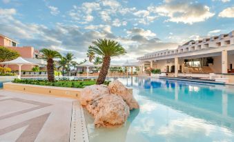 Family 3 Bedroom Ocean Villa by Wyndham Grand Cancun