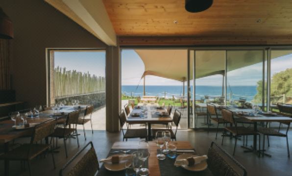 Santa Barbara Eco-Beach Resort