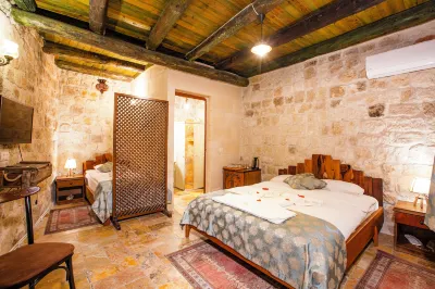 Kayadibi Cave Hotel Hôtels à : Dereler Mahallesi