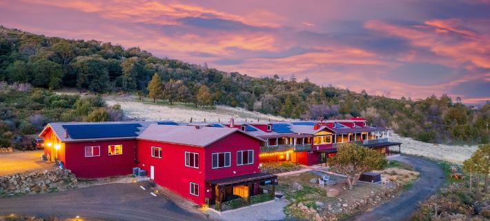 Quiet Mind Mountain Lodge, Retreat & Spa Hotels in San Diego county
