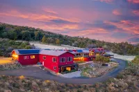 Quiet Mind Mountain Lodge, Retreat & Spa - Romantic