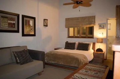 Legend Safaris - Kruger Park Lodge Hotels in 