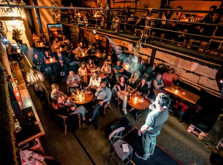 Chillout Hostel Zagreb Отели рядом с достопримечательностью «Хорватский музей наивного искусства»