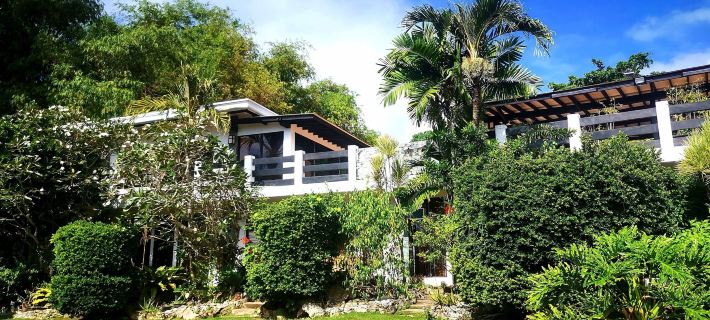 La Pernela Beachfront Resort Hotels in Dauis