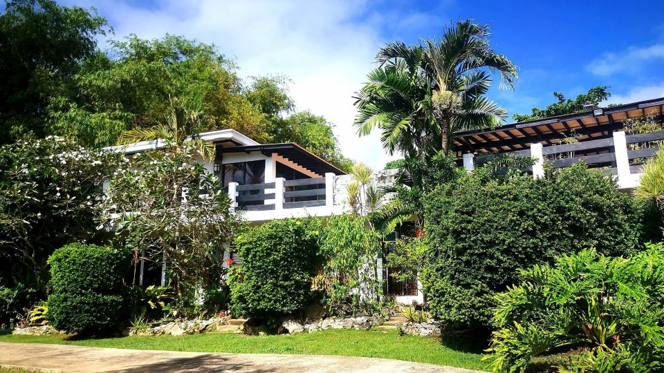 La Pernela Beachfront Resort