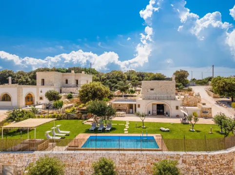 2943 Casa Marangi by Barbarhouse