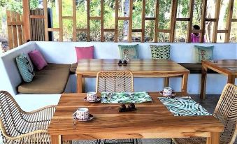 Flamingo Gili Trawangan Pink Flamingo room