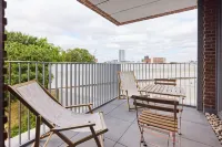 The Tottenham Escape - Lovely 2BDR Flat with Balcony Hotel in zona magara restaurant