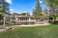 @ Marbella Lane - Alpaca Farm House l Pool