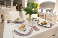 Hotel MAXPLAZA - breakfast