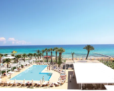 維里斯安娜海灘酒店 布達拉斯酒店