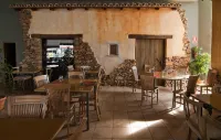 Hotel Puerta de la Serrania