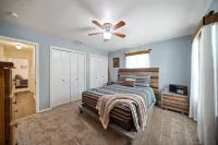 Cozy Home 3-Minutes to Canyon Lake, Guadalupe River & Whitewater Amphitheater! Hotels near Camp Fimfo Texas Hill Country