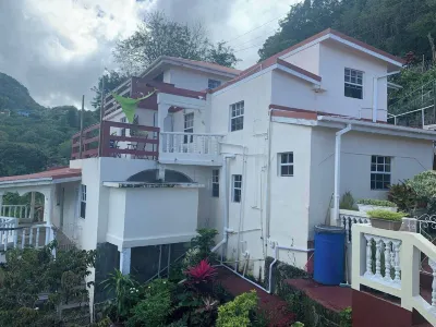 Story Villa 1 Bedroom with Ocean & Mountain View Hotels in 