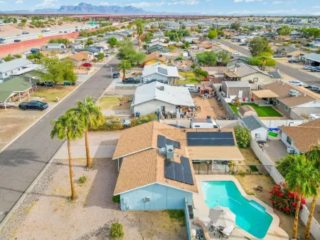 Sunfit Dreams Отели рядом с достопримечательностью «Суперстишен Гейтуэй Запад»