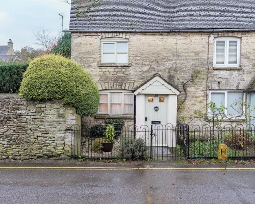Honeypot Cottage-Lovely Bolthole in Stow Hotels in Stow-on-the-Wold