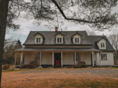 Auberge Augustin Hotels in Sainte-Adele