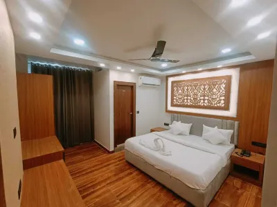 Via Shaurya Inn Hotels in Lucknow