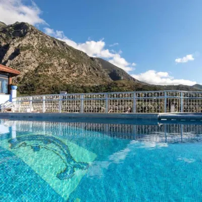 Hotel Parador Hotels near Souika