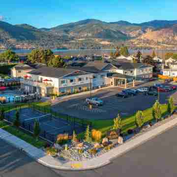 The Lodge Lake Chelan Hotel Exterior