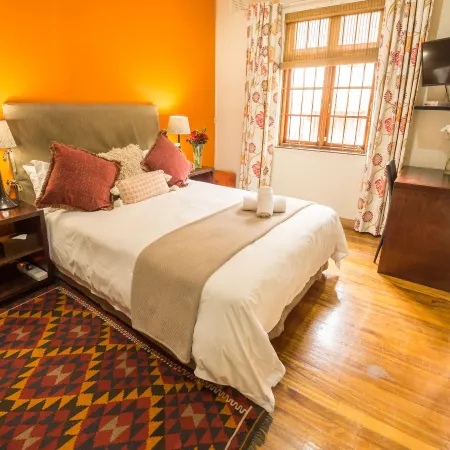 Mackaya Bella Guest House