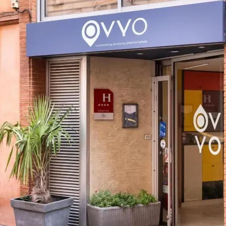 OVYO Hôtel Отели рядом с достопримечательностью «Университетский институт рака Онкополе в Тулузе»