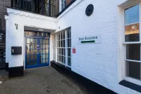 The George Hotel
