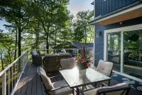 Private Beach Access and Lake Michigan Views - Tranquil Haven Hotels in Muskegon